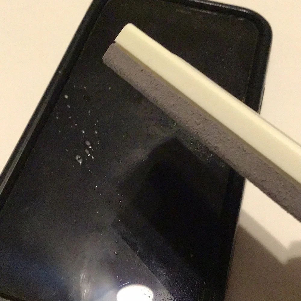 🔥🔥🔥 SALE-New Phone screen cleaner/ Ford Promo / spray /wipe